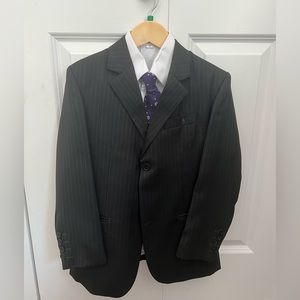 Black and White Pinstripe 4 Piece Suit by Joey Couture - Size 7 Boys